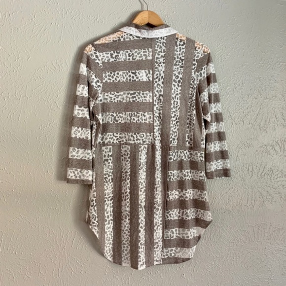 Boho Chic High-Low Button Up Tunic Top, M - Picture 2 of 3